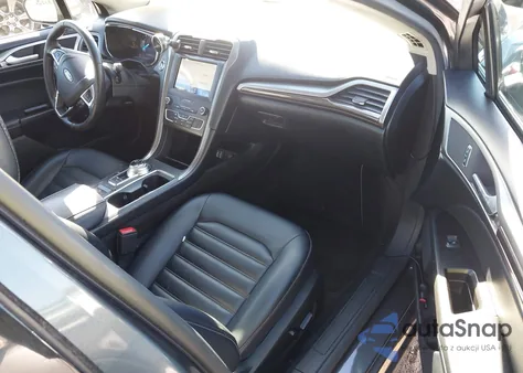 2020 Ford Fusion Hybrid Sel z USA, uszkodzony, nr VIN 3FA6P0MU6LR129938